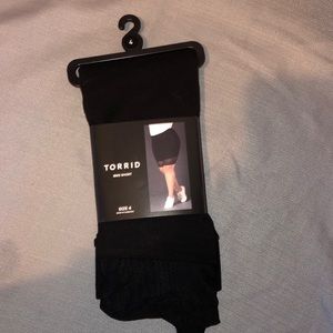NWT TORRID black size 4 bike shorts.